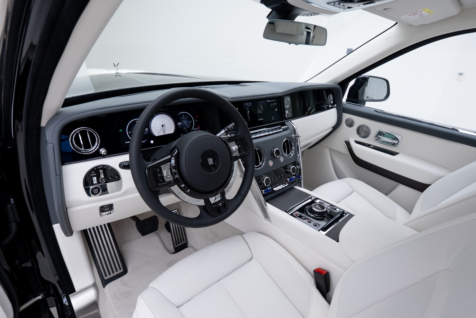 2026 ROLLS ROYCE CULLINAN | TOP OPTION